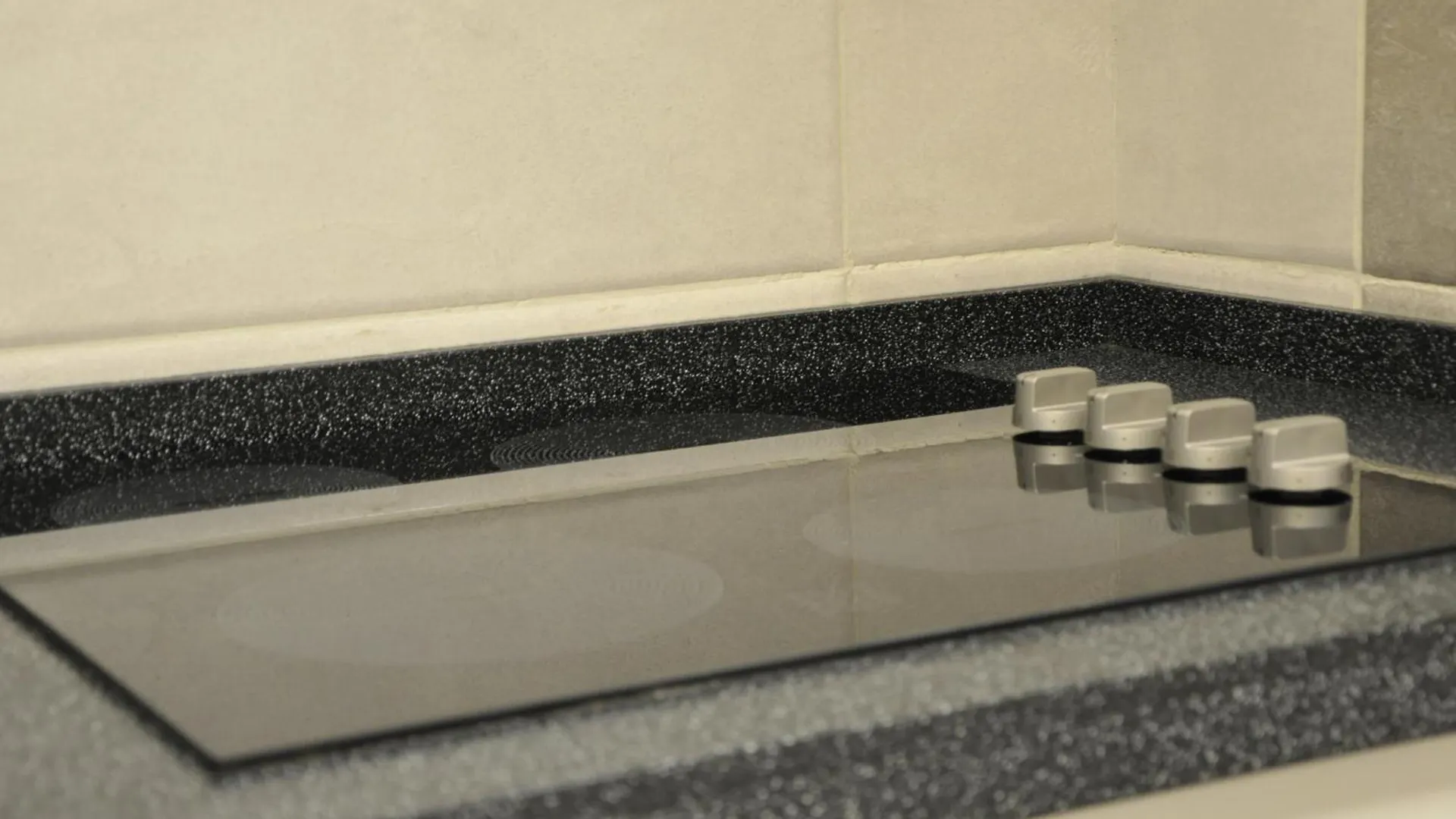 أجم الخالدية Ajm Al-Khalidiayh المضيف عبدالله عبد الرحمن 0*, La Mecque